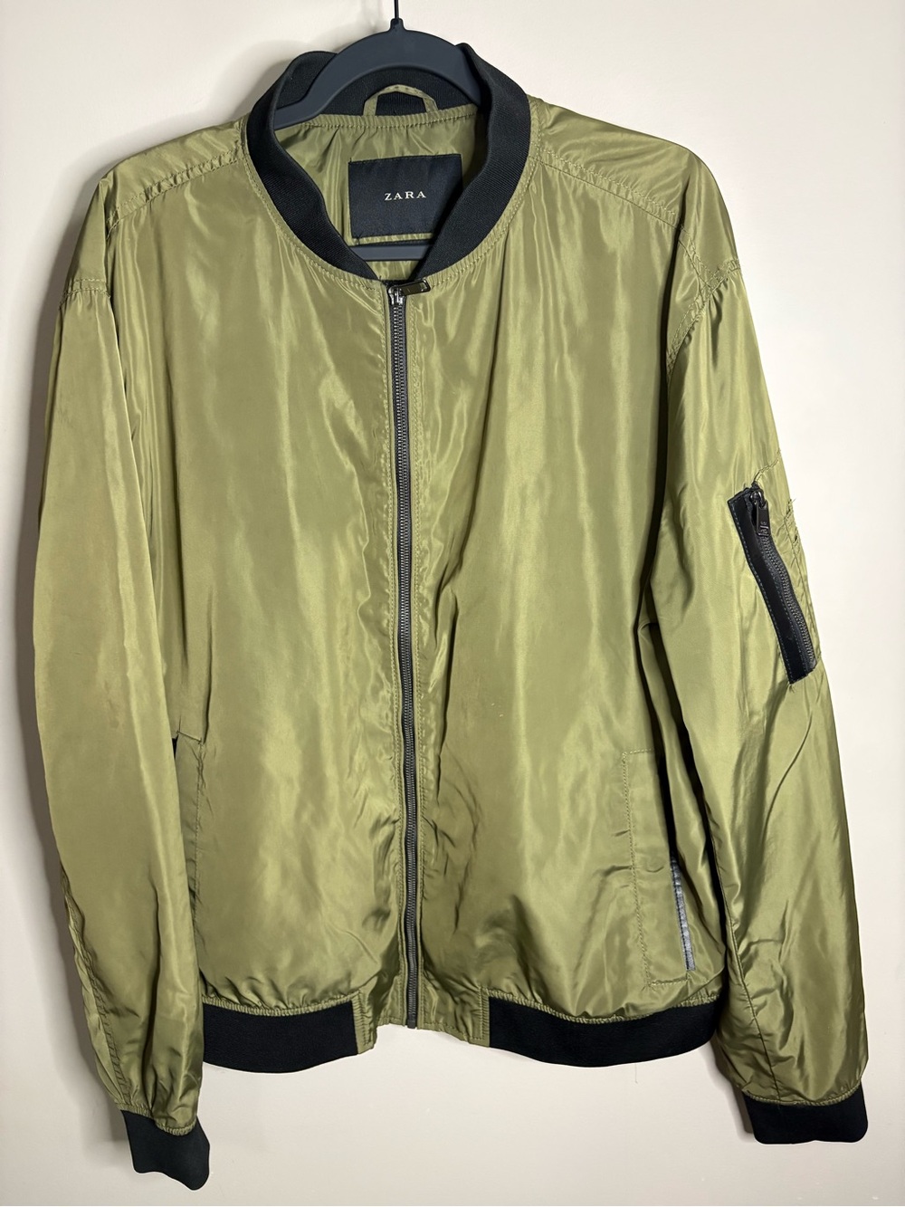 ZARA Men's Olive Green Bomber Jacket with Black Trim